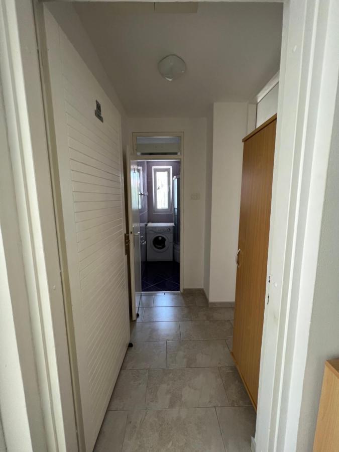 Apartman Fabula Gajac Exteriör bild